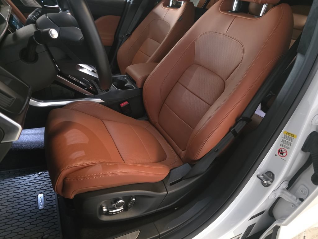 Certified 2024 Jaguar I-PACE R-Dynamic HSE AWD/4WD image 25