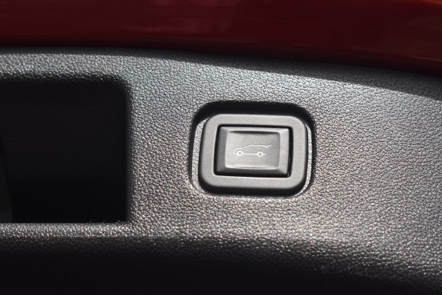 Certified 2024 Chevrolet Blazer EV LT AWD/4WD image 18