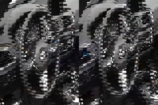 Used 2016 BMW 228i Convertible image 12