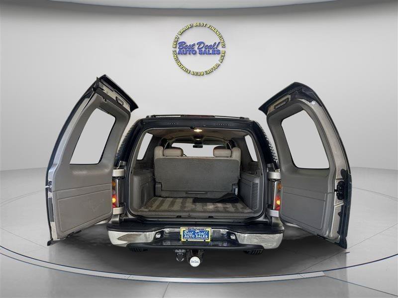 Used 2000 Chevrolet Suburban 2500 LS w/ LS Preferred Equipment Group AWD/4WD image 29