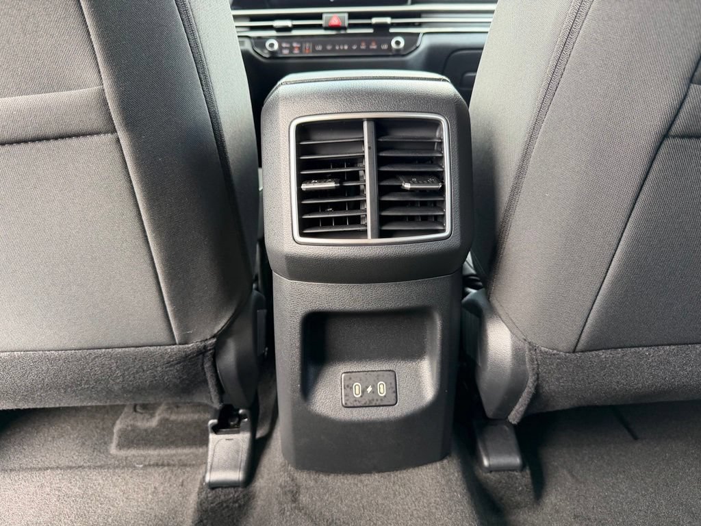 New 2026 Kia Sportage LX FWD image 29