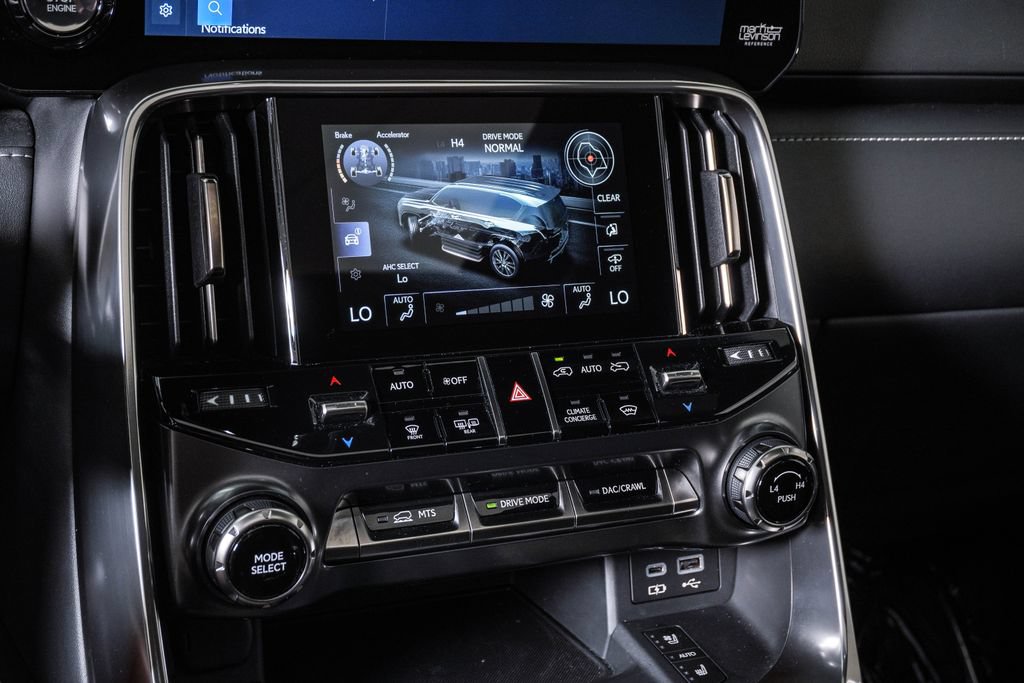 Used 2023 Lexus LX 600 4WD w/ Appearance Package image 26