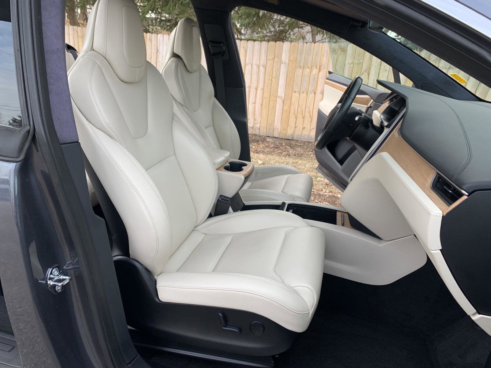 Used 2019 Tesla Model X Long Range AWD/4WD image 18