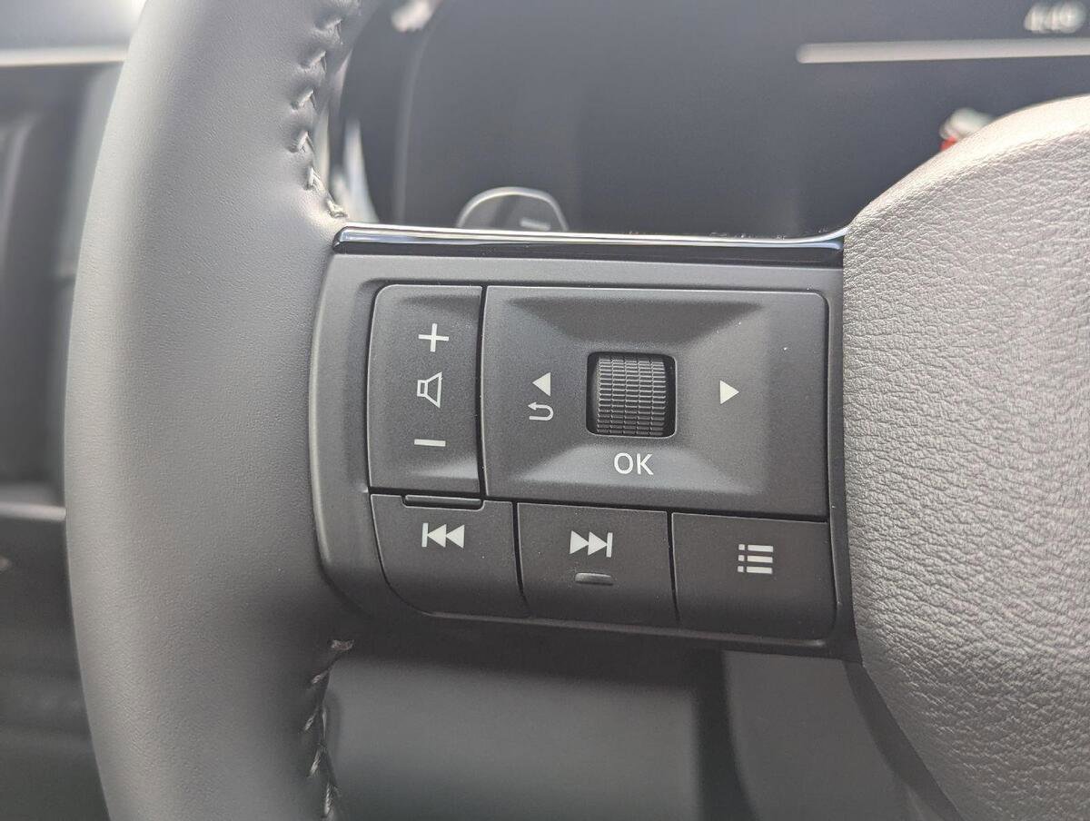 New 2026 Nissan Pathfinder SL AWD/4WD image 21