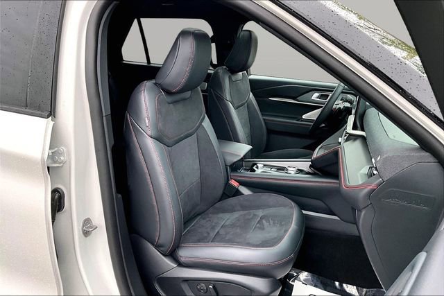 Used 2025 Ford Explorer ST w/ Sun And Sound Package image 32