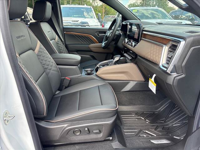 New 2026 GMC Canyon Denali AWD/4WD image 7