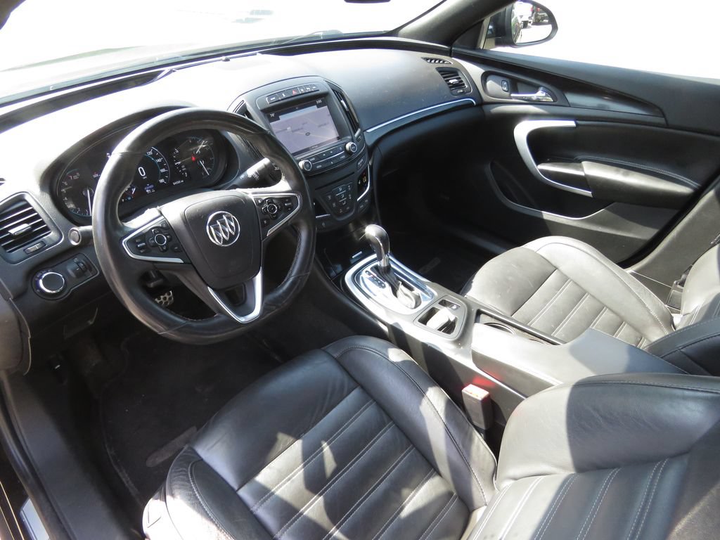 Used 2017 Buick Regal GS w/ Driver Confidence Package #2 AWD/4WD image 11