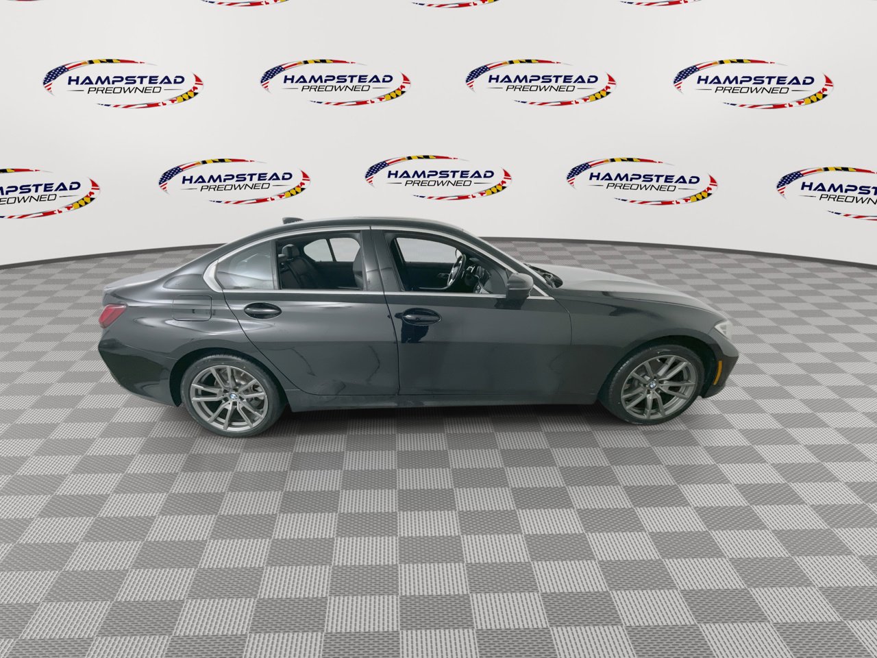 Used 2022 BMW 330i xDrive Sedan w/ Driving Assistance Package image 9