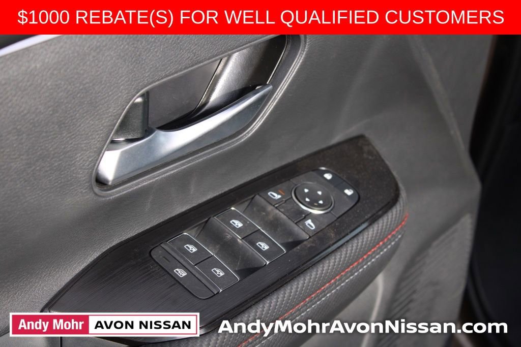 New 2026 Nissan Kicks SR image 12