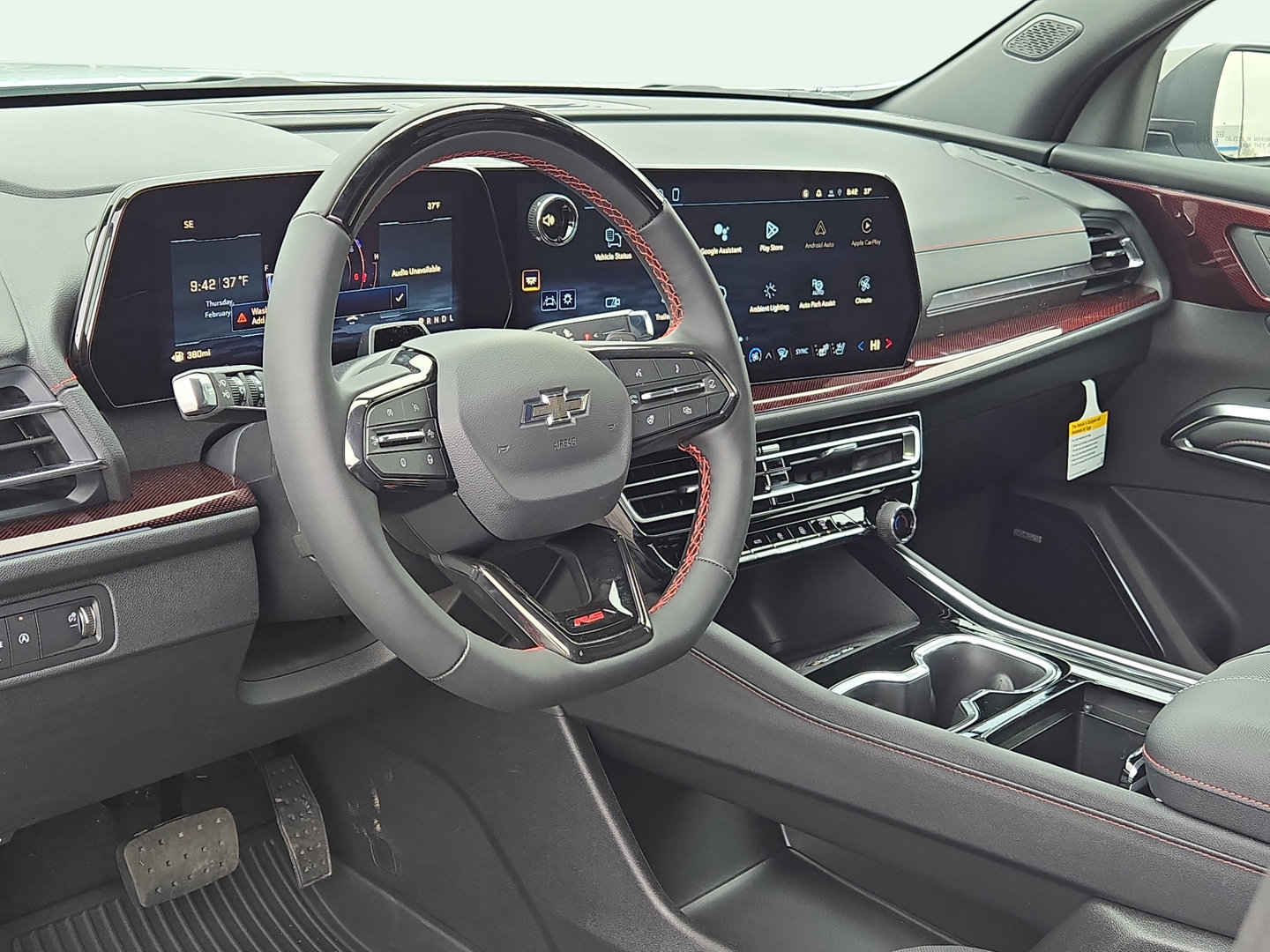 New 2026 Chevrolet Traverse RS w/ LPO, Floor Liner Package FWD image 12
