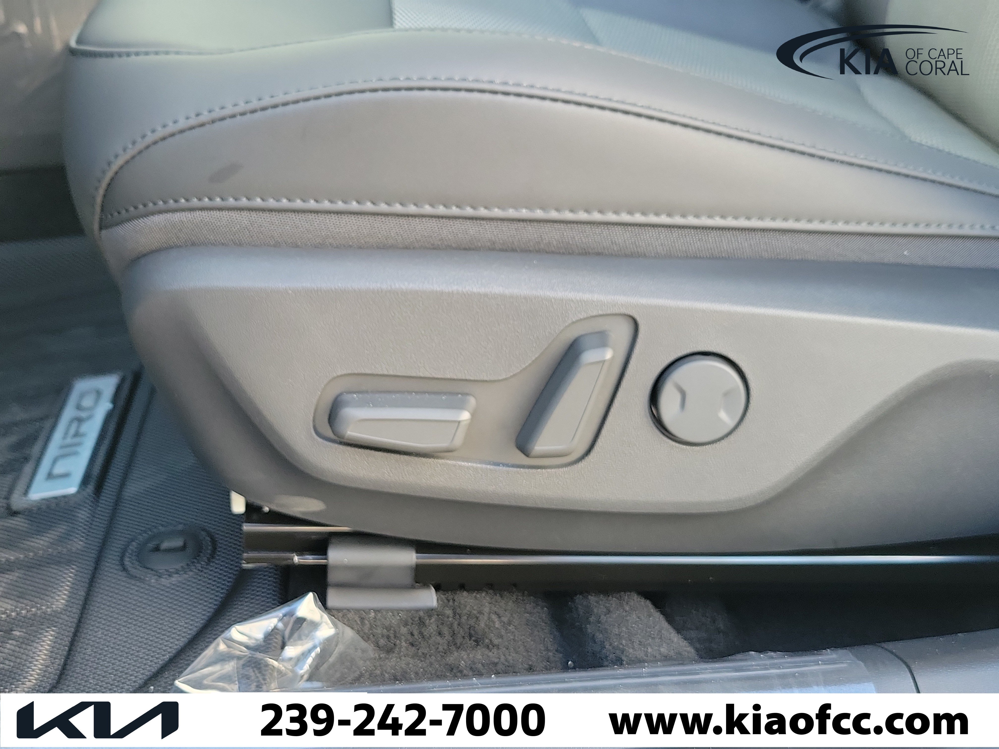 New 2026 Kia Niro Wind FWD image 23