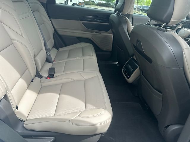 Used 2025 Lincoln Nautilus Premier AWD/4WD image 18