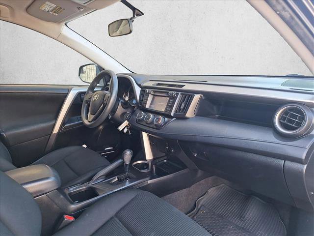 Used 2016 Toyota RAV4 LE image 17