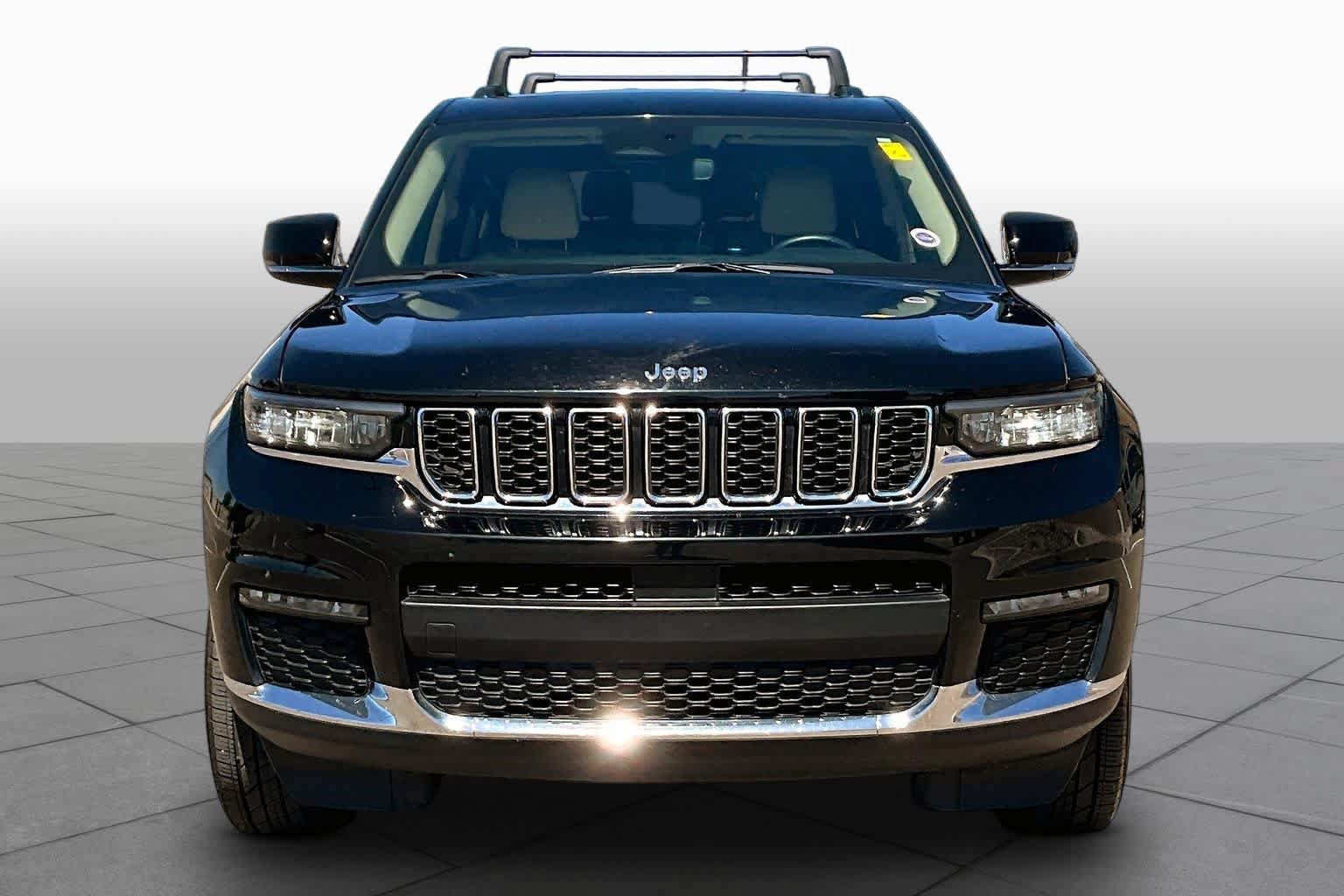 Used 2022 Jeep Grand Cherokee L Limited AWD/4WD image 4