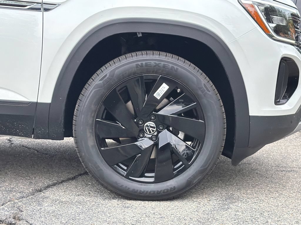 New 2026 Volkswagen Atlas Cross Sport SE AWD/4WD image 7