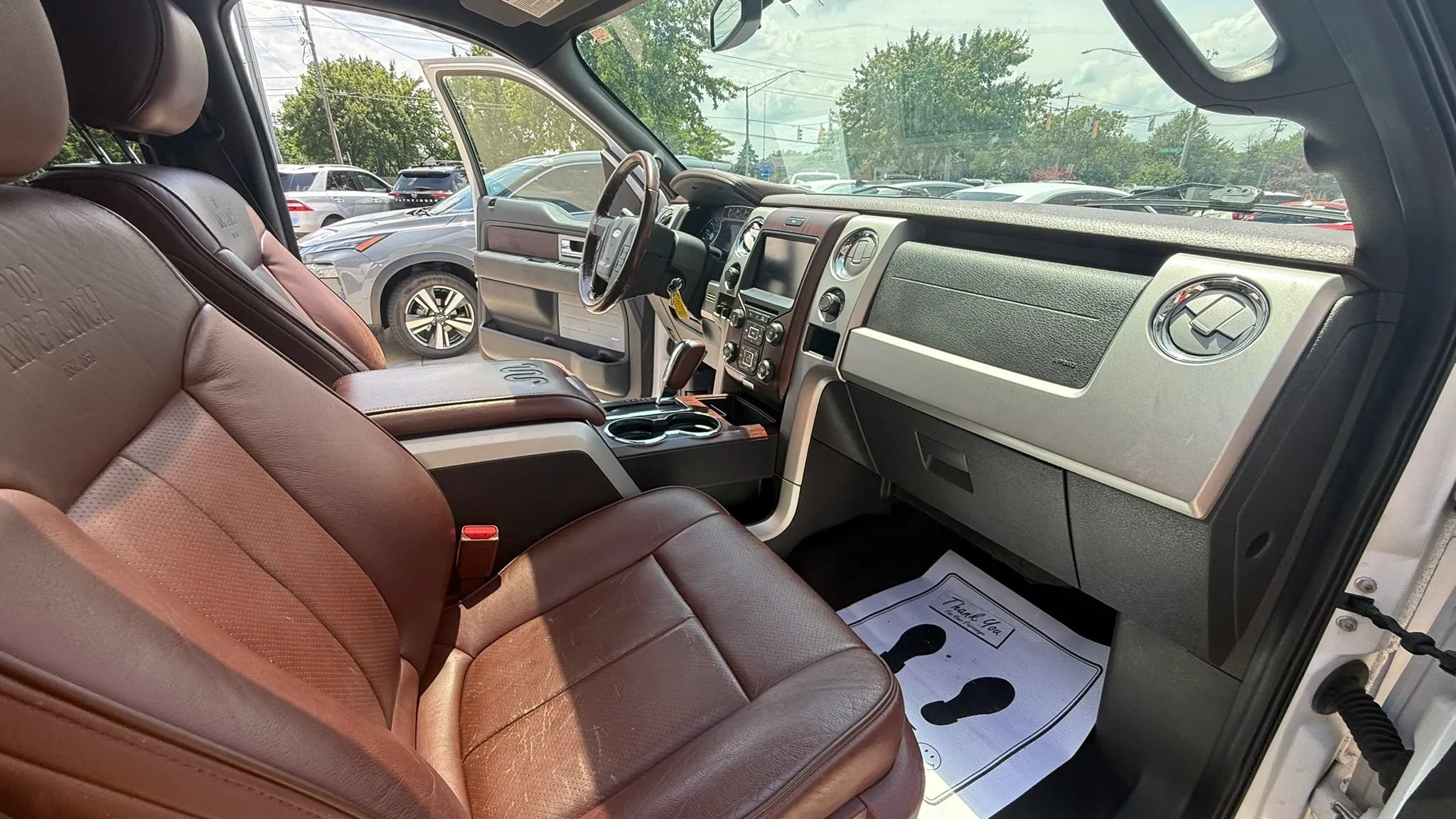 Used 2014 Ford F150 King Ranch w/ King Ranch Luxury Package AWD/4WD image 12