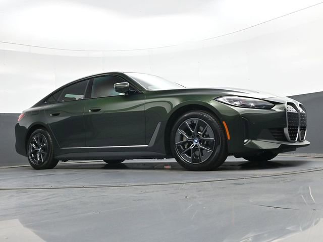 Used 2023 BMW i4 eDrive35 RWD image 28