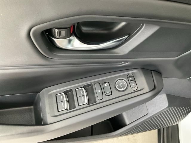 Certified 2023 Honda Accord EX image 5