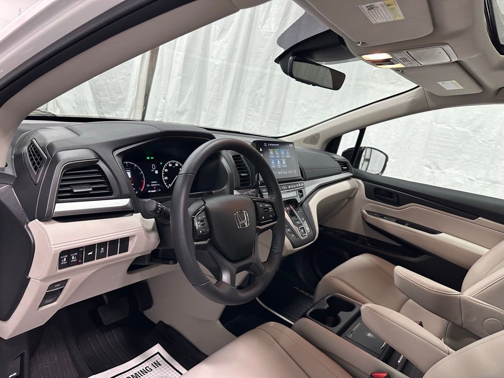 Used 2025 Honda Odyssey EX-L image 15