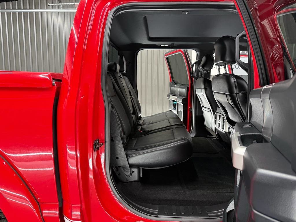 Used 2016 Ford F150 Lariat w/ Equipment Group 502A Luxury AWD/4WD image 31