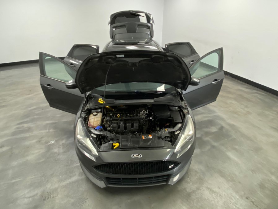 Used 2017 Ford Focus ST w/ Equipment Group 401A image 55
