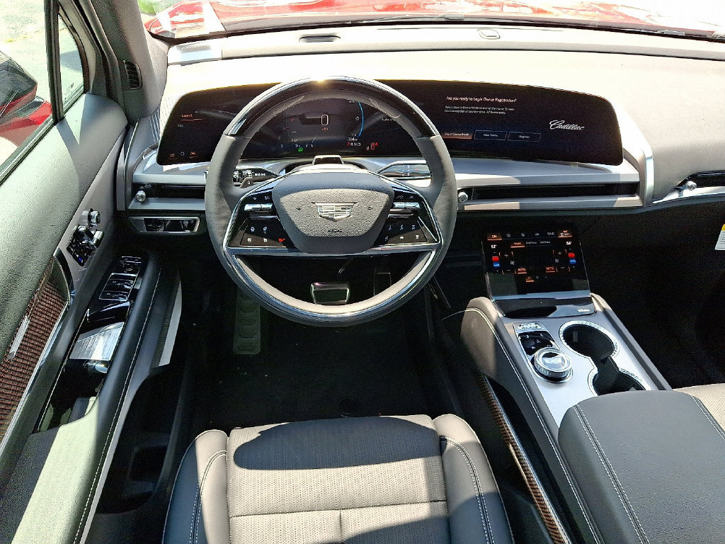 New 2026 Cadillac Vistiq Premium Luxury w/ LPO, Floor Liner Package AWD/4WD image 7