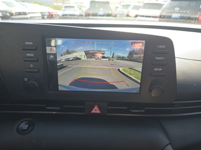 Used 2025 Hyundai Elantra Sport image 14