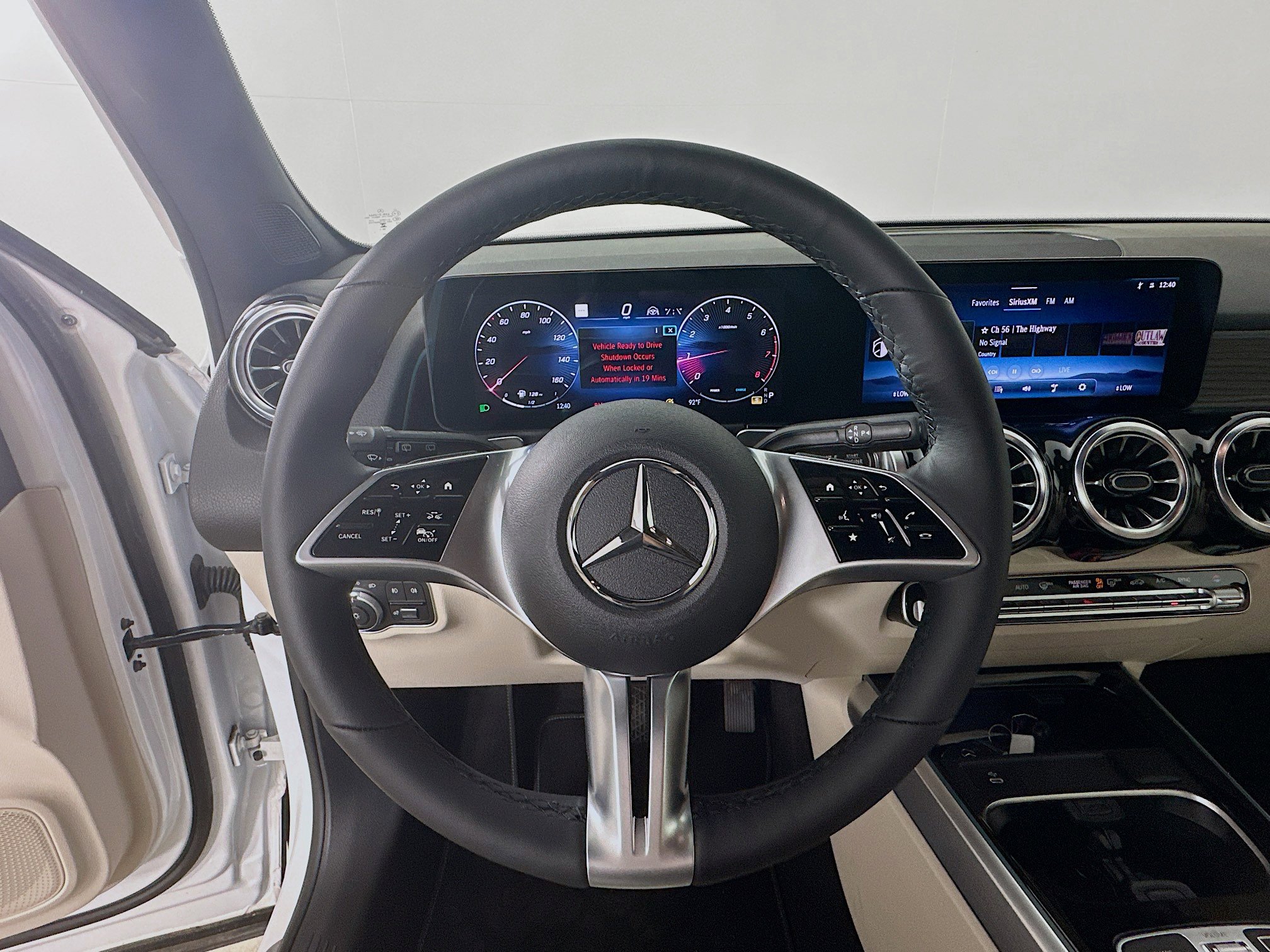 Certified 2025 Mercedes-Benz GLB 250 4MATIC image 11