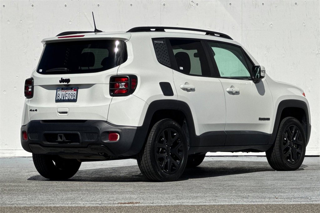 Used 2018 Jeep Renegade Altitude image 4