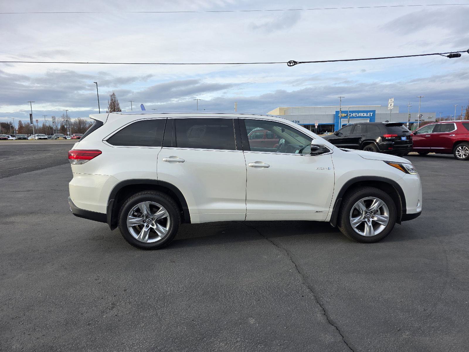 Used 2019 Toyota Highlander Limited image 4