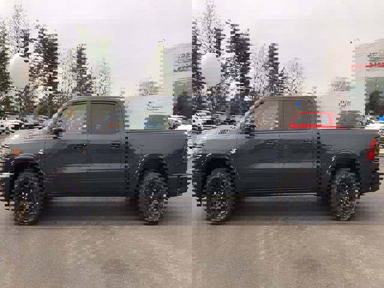 New 2026 RAM 1500 4x4 Crew Cab image 11