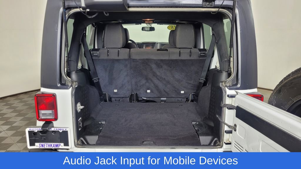 Used 2018 Jeep Wrangler Unlimited Sahara image 10