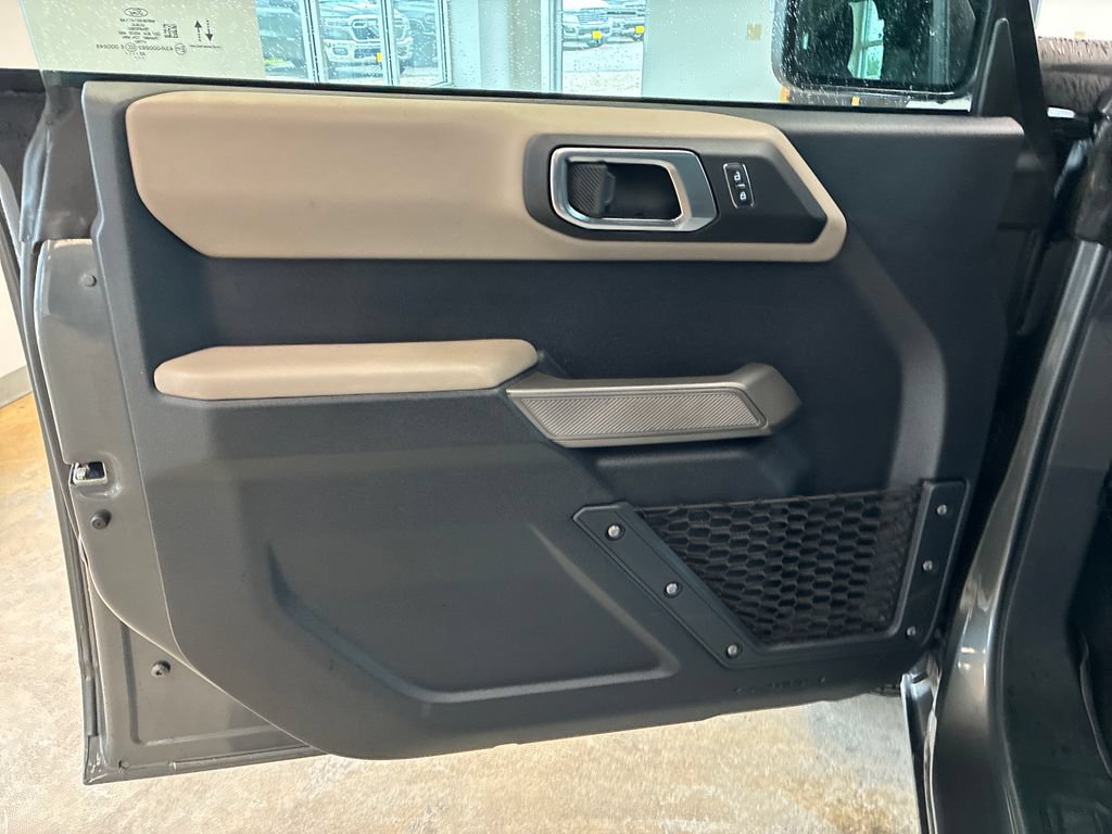 Used 2022 Ford Bronco Wildtrak AWD/4WD image 11