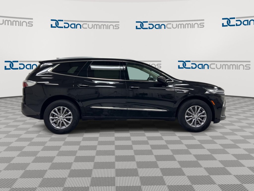 Used 2023 Buick Enclave Essence w/ Trailering Package, 5000 lbs. FWD image 9