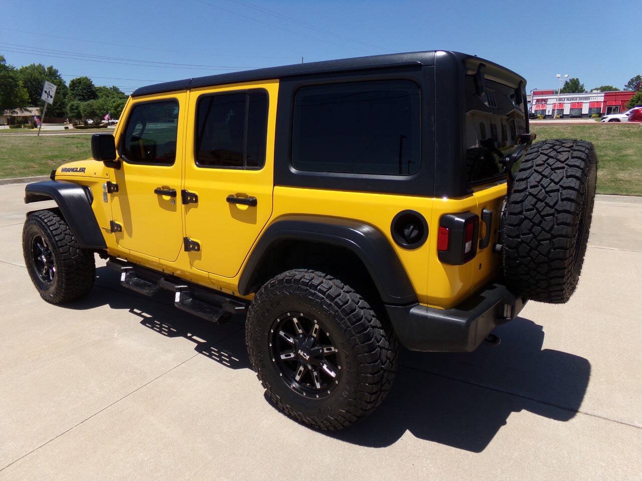 Used 2021 Jeep Wrangler Unlimited Sport AWD/4WD image 28