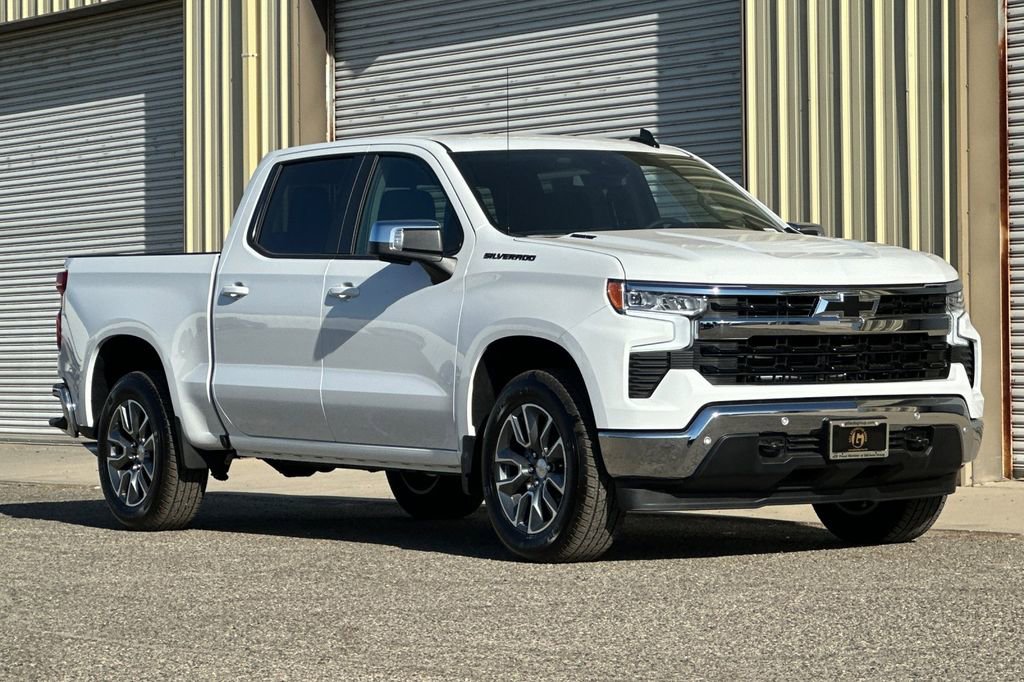 New 2025 Chevrolet Silverado 1500 LT w/ Safety Package RWD image 9