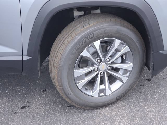 New 2026 Chevrolet Equinox LT w/ Safety and Technology Package AWD/4WD image 23