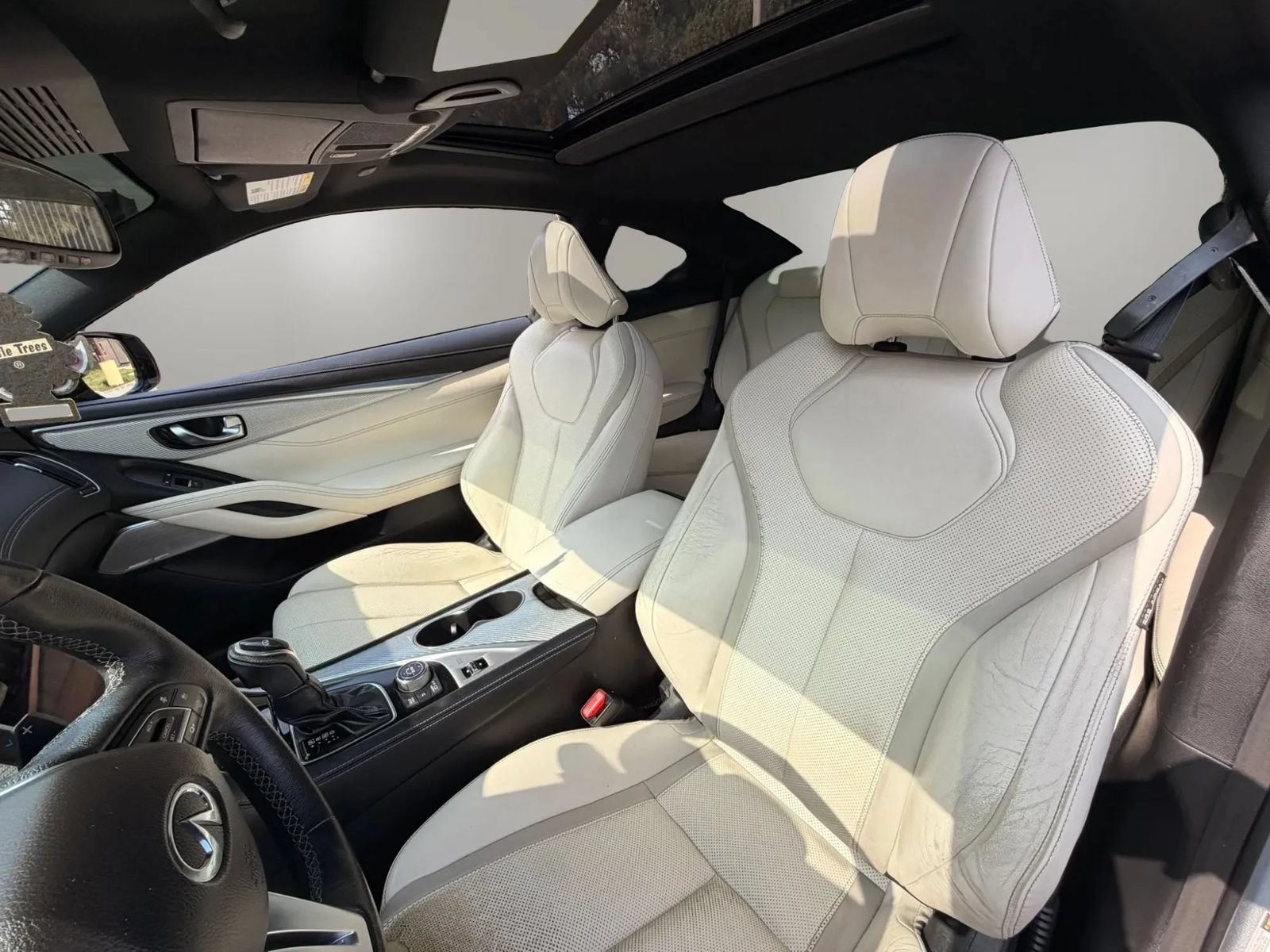 Used 2017 INFINITI Q60 Red Sport 400 AWD/4WD image 35