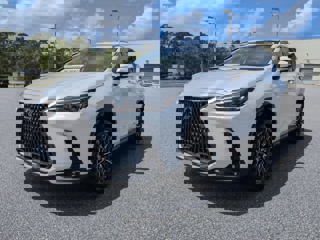 Used 2024 Lexus NX 250 FWD w/ Cold Area Package image 9