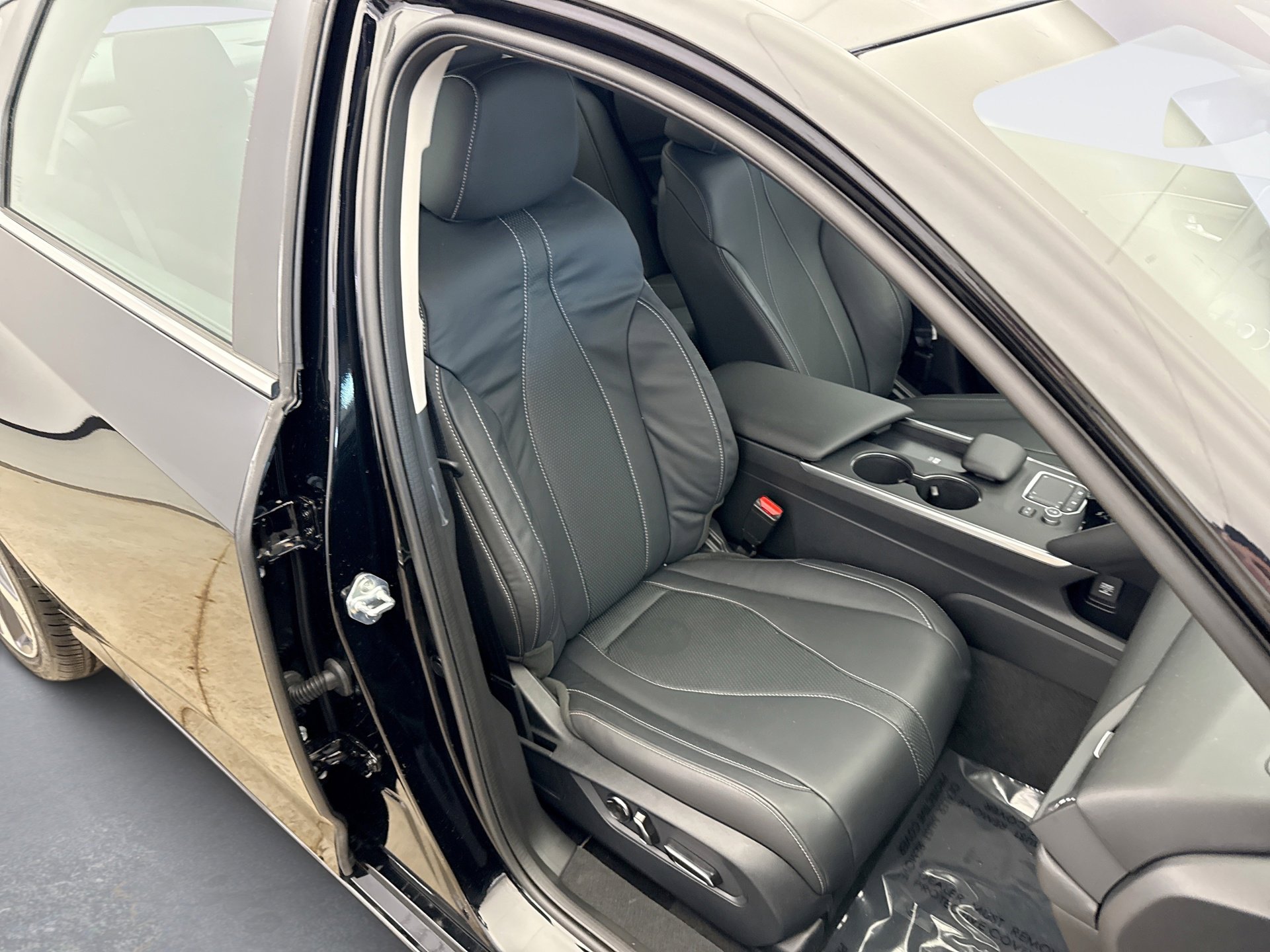 Used 2025 Acura TLX TECHNOLOGY image 16