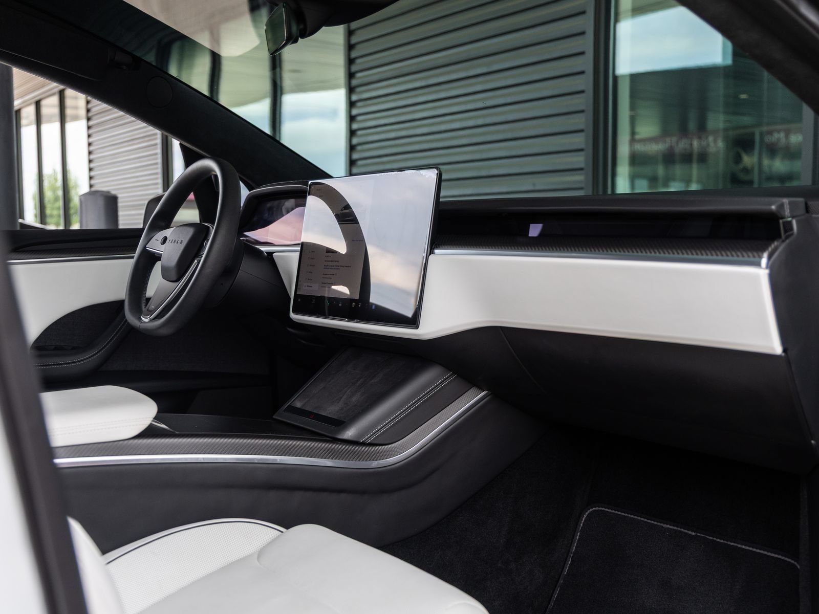 Used 2023 Tesla Model X Plaid AWD/4WD image 43