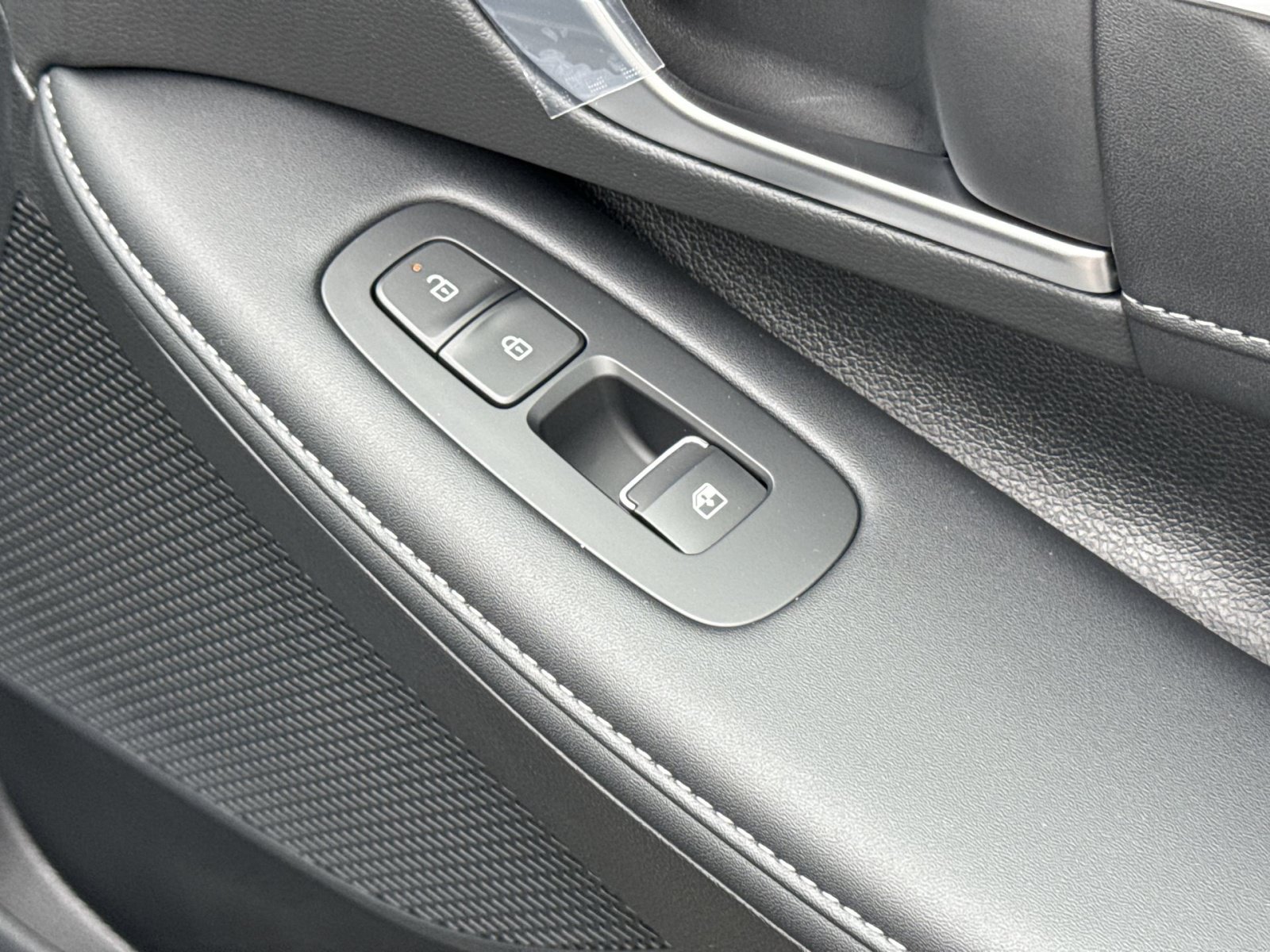 New 2026 Hyundai Sonata Limited FWD image 28