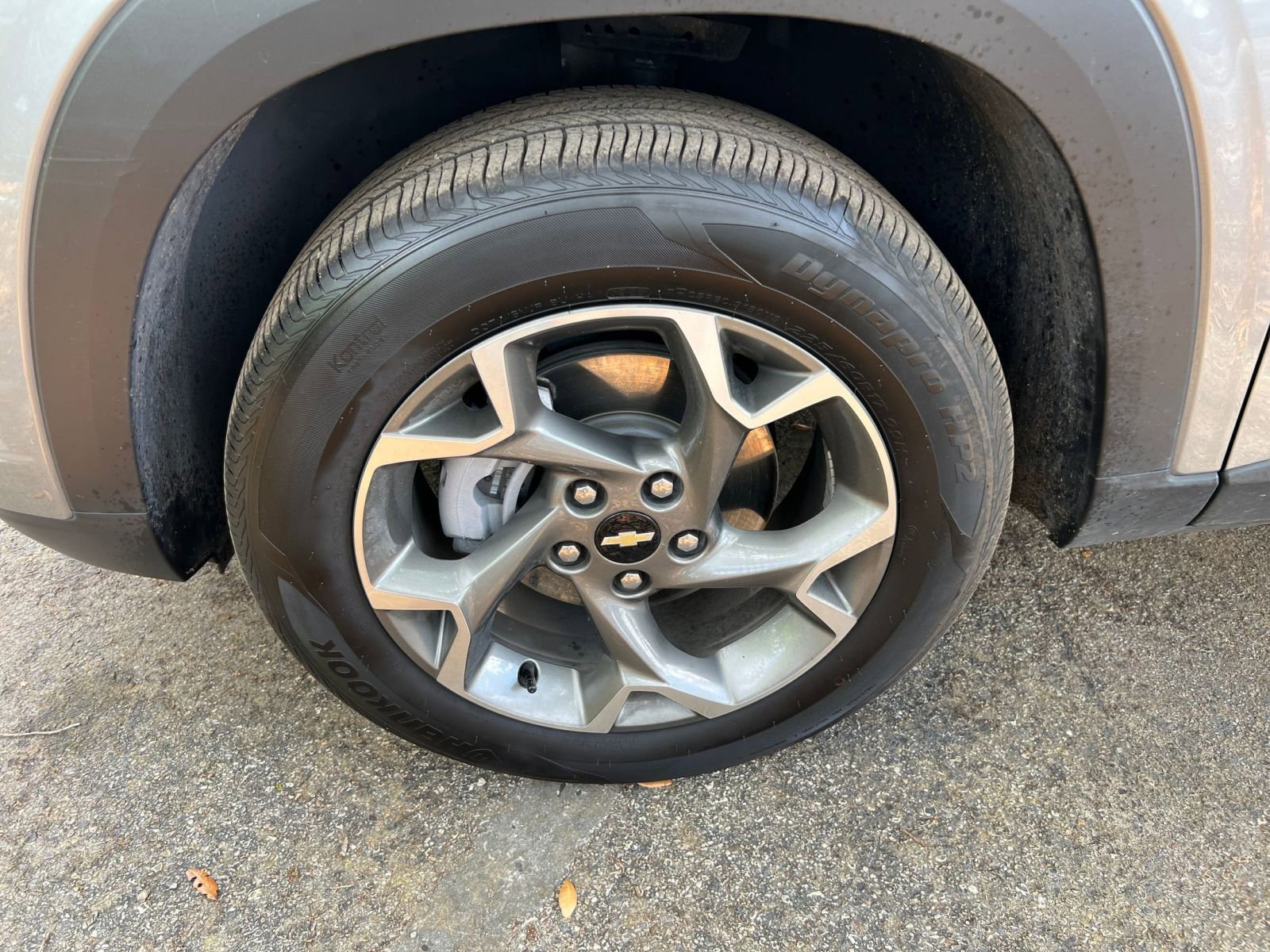 Used 2025 Chevrolet Trax LT image 25