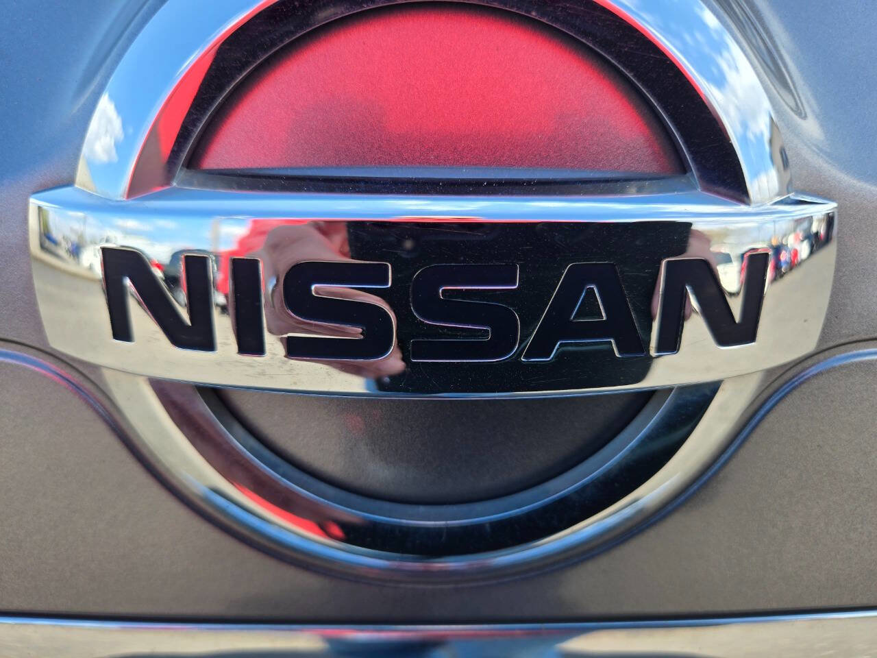 Used 2015 Nissan Rogue S AWD/4WD image 11