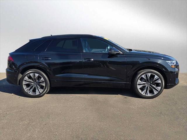 Used 2024 Audi Q8 Premium Plus w/ Premium Plus Package image 2