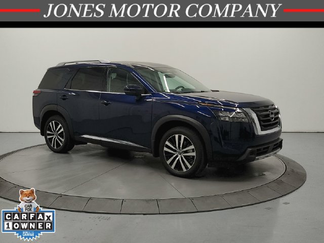 Used 2025 Nissan Pathfinder Platinum w/ Cargo Package