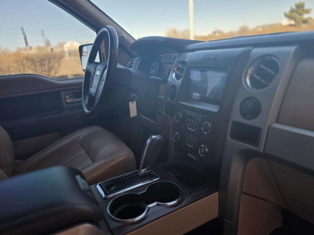 Used 2013 Ford F150 Lariat w/ Lariat Chrome Pkg AWD/4WD image 32