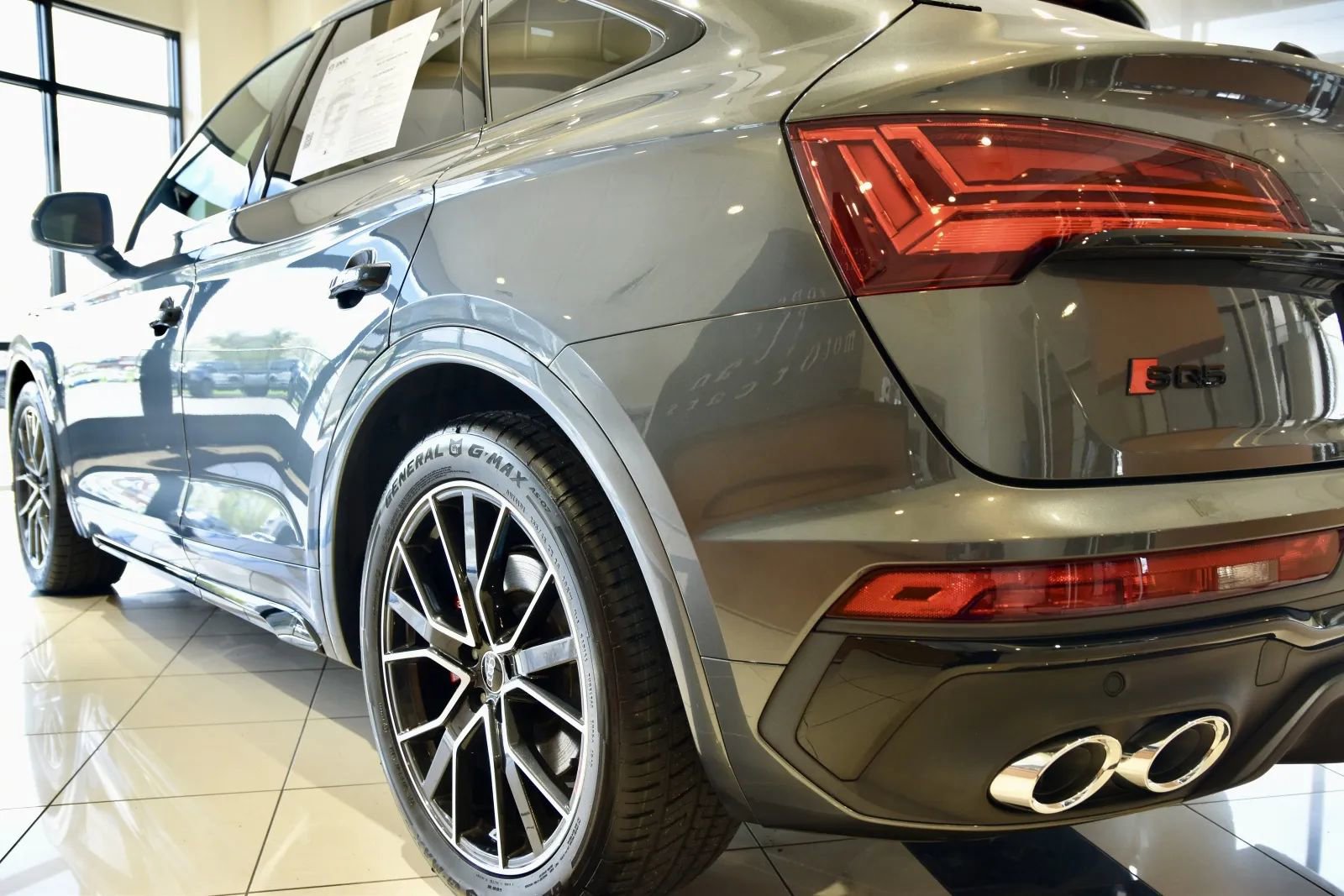Used 2024 Audi SQ5 Premium Plus w/ S Sport Package AWD/4WD image 9