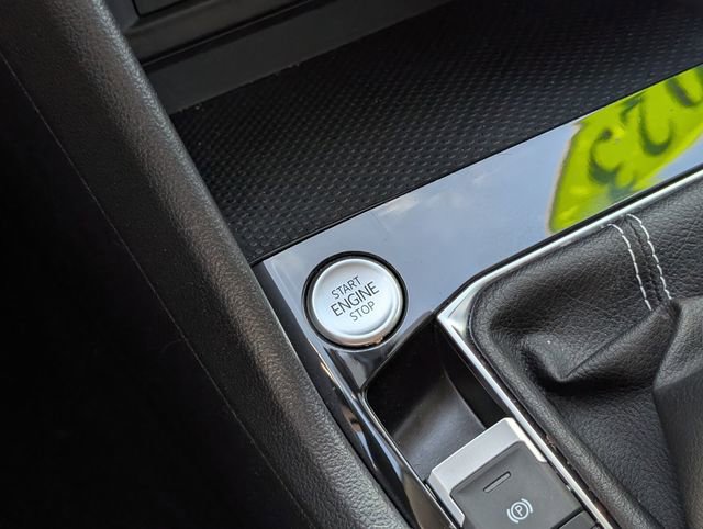 Certified 2023 Volkswagen Taos S FWD image 25