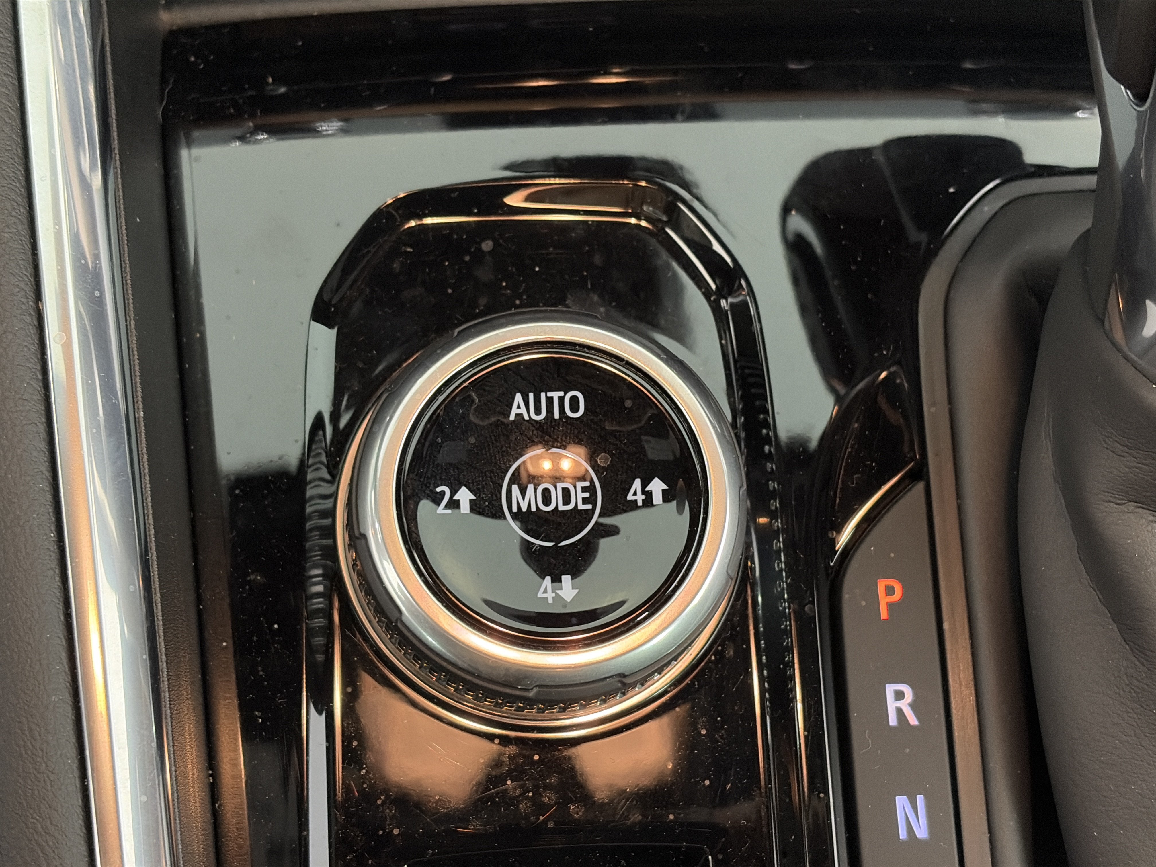Used 2025 GMC Canyon AT4 AWD/4WD image 28